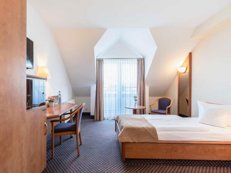 Doppelzimmer mit Balkon