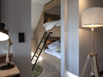 Bild 13 von 25