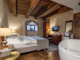 6 Tage Silvester im Schloss in der Nähe von Prag  ins Jahr 2026