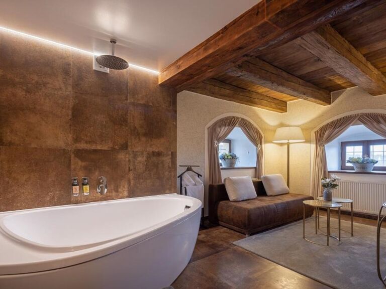 De Luxe Suite (DS)