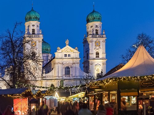Donaukreuzfahrten mit Charme von Wien nach Passau inkl. Kabarettprogramm | 1 Nacht