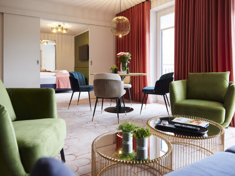 De Luxe Suite (DS)