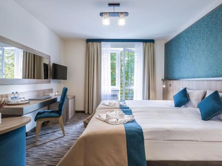 Doppelzimmer mit Balkon