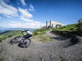 Berg & See Erlebnisse mit Luxus - Chalet inkl. privaten SPA in Kärnten | 3 Nächte