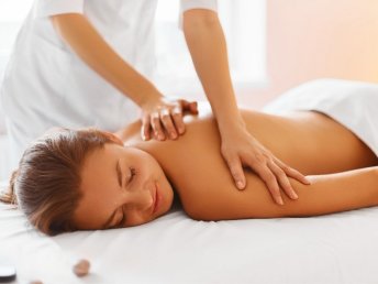 Wellness & Breakfast Pack - 2 Spa Behandlungen inkl. Frühstück 