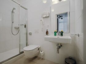 Aufenthalt im Zentrum von Karlsbad mit Frühstück