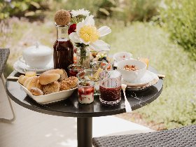 Romantischer Kurzurlaub inkl. Thermeneintritt und einer Flasche Schaumwein | 2 Nächte