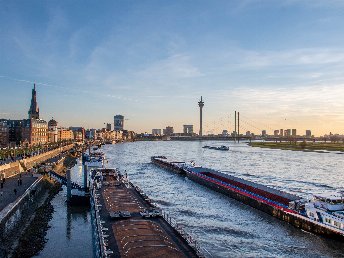 Düsseldorf-Kurzurlaub am Rheinufer inkl. Abendessen - 2 Tage