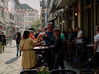 Düsseldorf-Kurzurlaub am Rheinufer inkl. Abendessen - 2 Tage