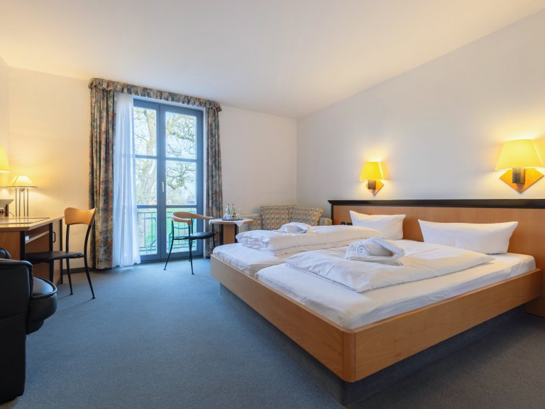 Doppelzimmer mit Balkon