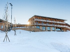 Natur, Spaß und Erholung im Mariazellerland: Familienurlaub im JUFA Hotel Annaberg***s I 4 Nächte