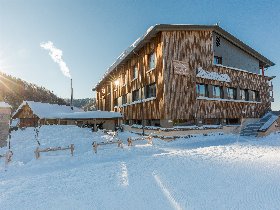 Natur, Spaß und Erholung im Mariazeller Land: Familienurlaub im JUFA Hotel Annaberg***s I 7 Nächte