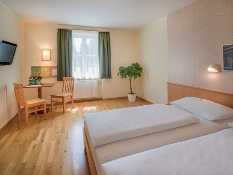 Doppelzimmer Basis