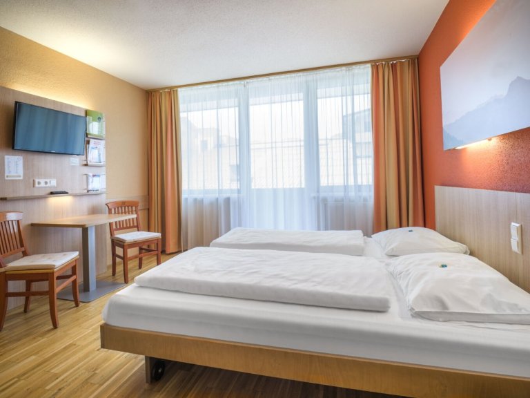 Doppelzimmer Basis