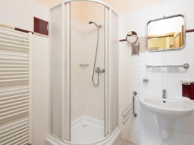 Urlaub mit Massage & Eintritt in den Saunia Thermal