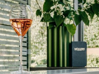 Ihre Luxus-Auszeit in der Diepeschrather Mühle – 2 Tage pure Entspannung und Genuss (1 Nacht)
