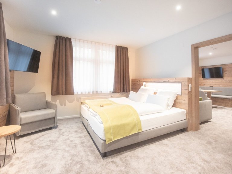 Juniorsuite/n