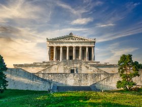 5 Tage Regensburg erleben – Walhalla-Schifffahrt & Shopping-Vergnügen inklusive