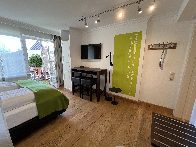 Doppelzimmer Gartenblick