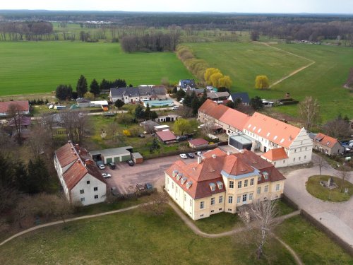 Rochow Akademie mit Gästehaus 