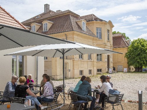 Rochow Akademie mit Gästehaus 