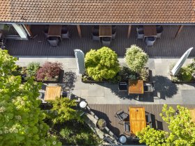 5 Erlebnistage am Bodensee im Romantik Hotel mit 3-Gang-Menü, Obst & Blumeninsel Mainau