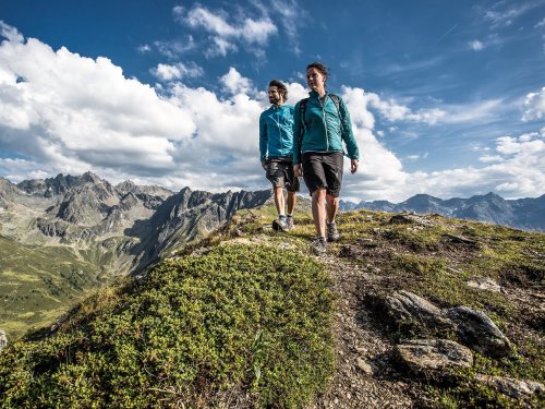 Sommerfrische mit 5-Gang-Menü und Pitz Park – Natur. Ruhe. Aufatmen in Tirol 