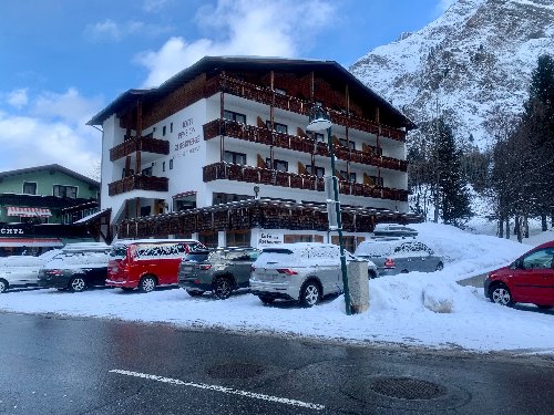 Alpinhotel Zirbenhof 