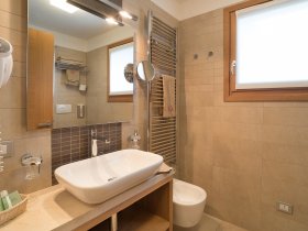 Sommerurlaub in Lignano mit Strandservice und Halbpension   | 5 Nächte    