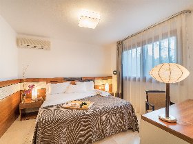 Sommerurlaub in Lignano mit Strandservice und Halbpension   | 5 Nächte    