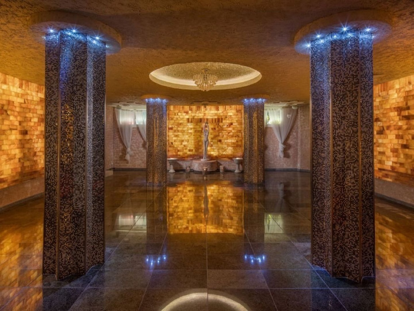 Auszeit im Herzen von Tata - Kristall Deluxe Wellness inkl. Halbpension | 6 Nächte    