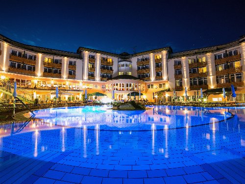 Lotus Therme Hotel &amp; Spa