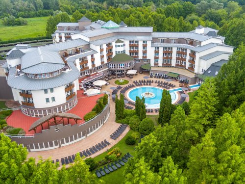 Lotus Therme Hotel &amp; Spa