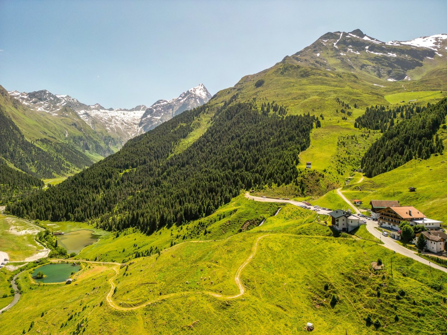 Erholungsurlaub inkl. Halbpension und geführten Wanderungen im Tiroler Praxmar | 7 Nächte 