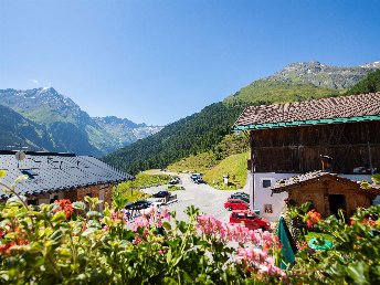 Erholungsurlaub inkl. Halbpension und geführten Wanderungen im Tiroler Praxmar | 7 Nächte 