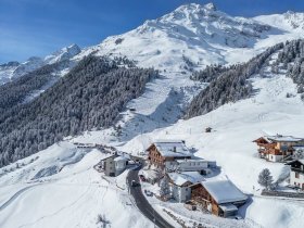 Erholungsurlaub inkl. Halbpension und geführten Wanderungen im Tiroler Praxmar | 7 Nächte 