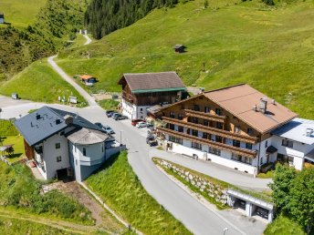 Erholungsurlaub inkl. Halbpension und geführten Wanderungen im Tiroler Praxmar | 7 Nächte 