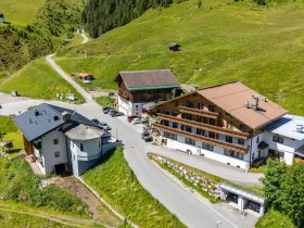Erholungsurlaub inkl. Halbpension und geführten Wanderungen im Tiroler Praxmar | 7 Nächte 