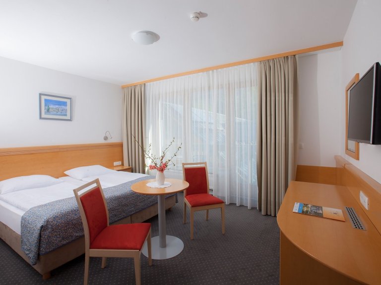 Doppelzimmer mit Balkon
