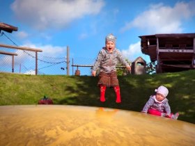 2 Tage Karls Erlebnis-Dorf & „Karls-Bande-Hotel“ in Mittelsachsen