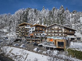 Up- & Downhill Package in Hinterglemm inkl. SPA Momente, Pool & Joker Card | 2 Nächte