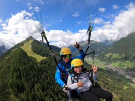 Sommerurlaub in Stubai - Abenteuer Tandemflug