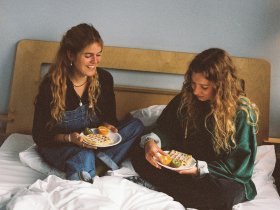 3 = 2 | 3x Übernachten 2x Zahlen inkl. Frühstück