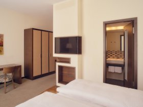 3 = 2| 3x Übernachten, 2x Bezahlen