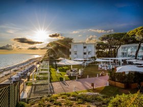 Meerzeit in der Toskana – Privatstrand & Halbpension |4 Nächte   