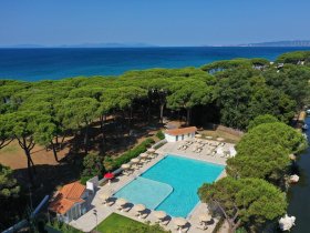 Meerzeit in der Toskana – Privatstrand & Halbpension |4 Nächte   