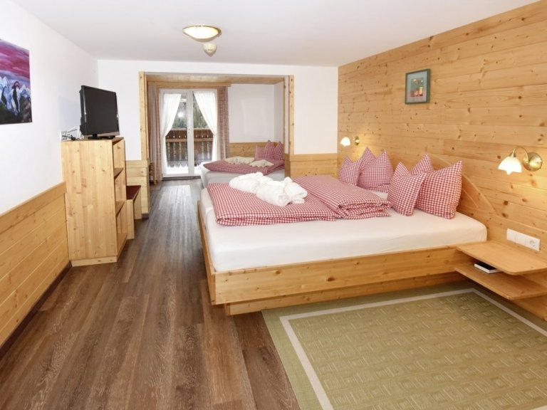 Dreibettzimmer