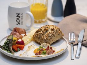 Neueröffnung im Rostocker Stadthafen – Genuss, Entspannung & maritimes Flair