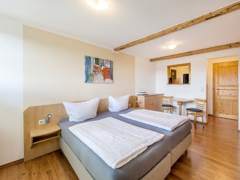 Doppelzimmer mit Balkon